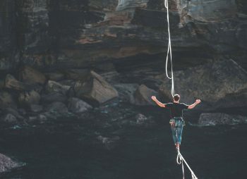 2022-11-01_article-risk-averse